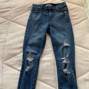 pacsun ripped begging